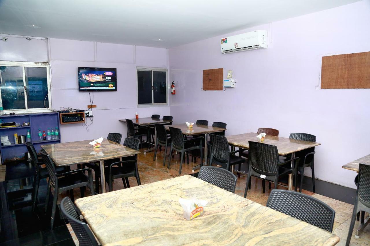 Hotel Shridevi Park Madras Buitenkant foto